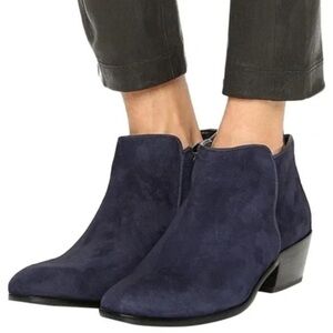 - Sam Edelman Navy Petty Suede Ankle Booties Size 5